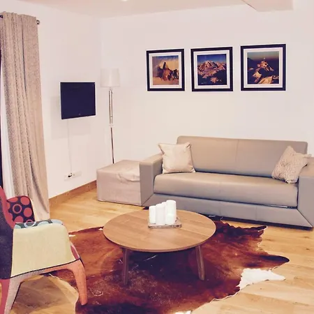 Grand Paradis Apartment *