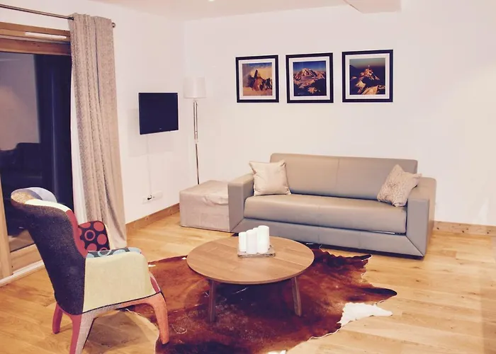 Grand Paradis Апартаменти *